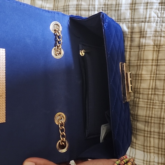 Blue velvet purse - Picture 4 of 5